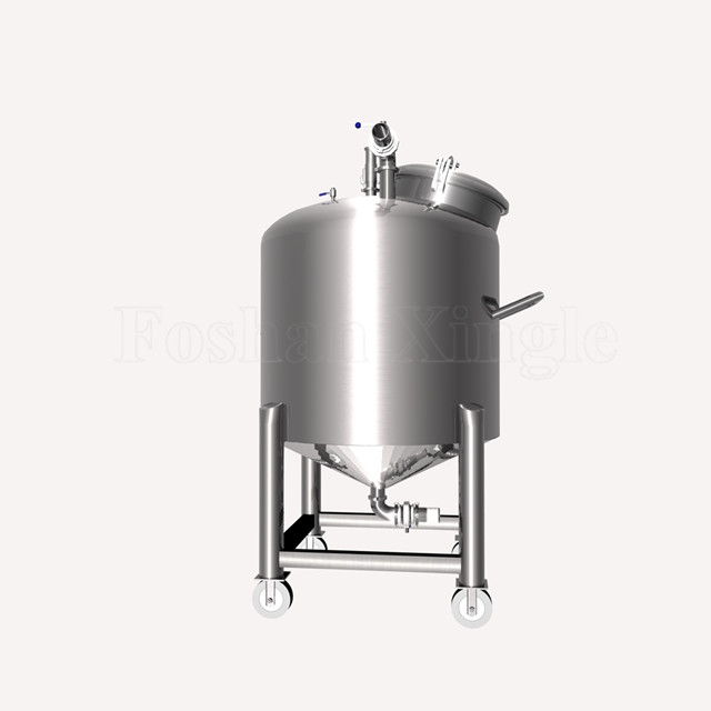 Hindi kinakalawang na asero 100L Mobile Milk Verticle Storage Mixing Tank